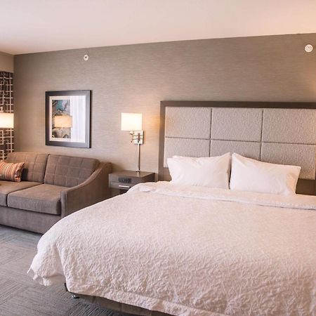 Hampton Inn-Pontiac Екстериор снимка